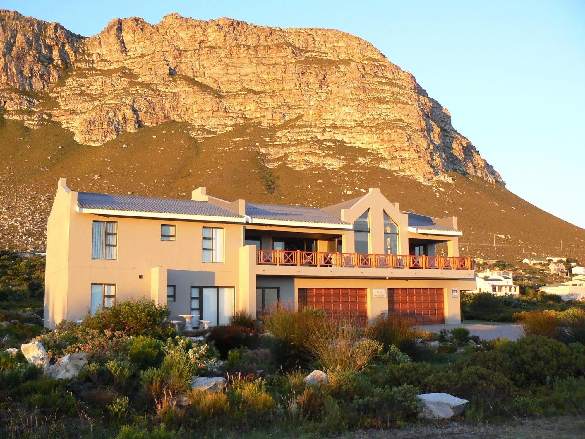 Van Den Berg'S Guesthouse Bettyʼs Bay 외부 사진