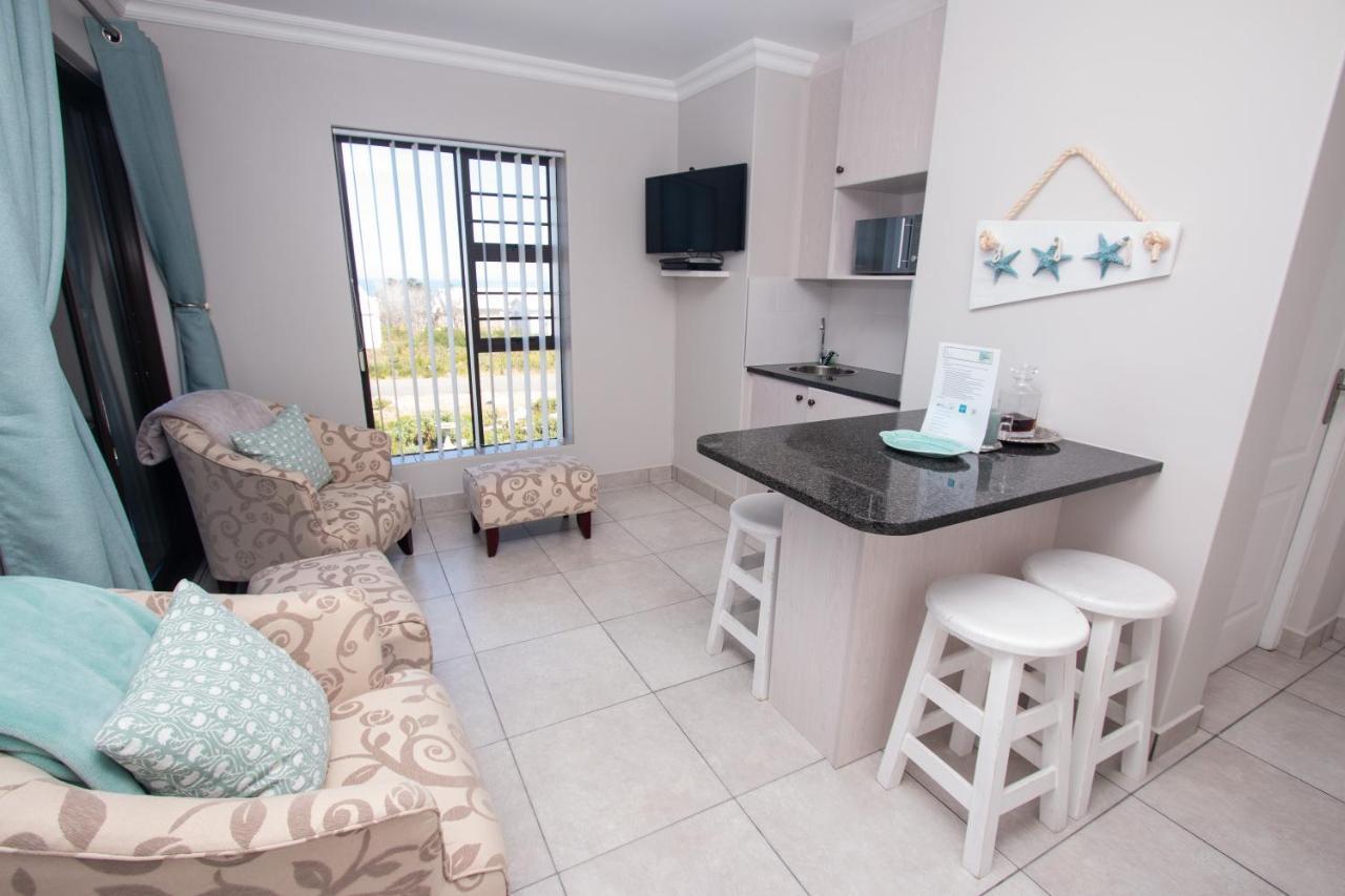 Van Den Berg'S Guesthouse Bettyʼs Bay 외부 사진