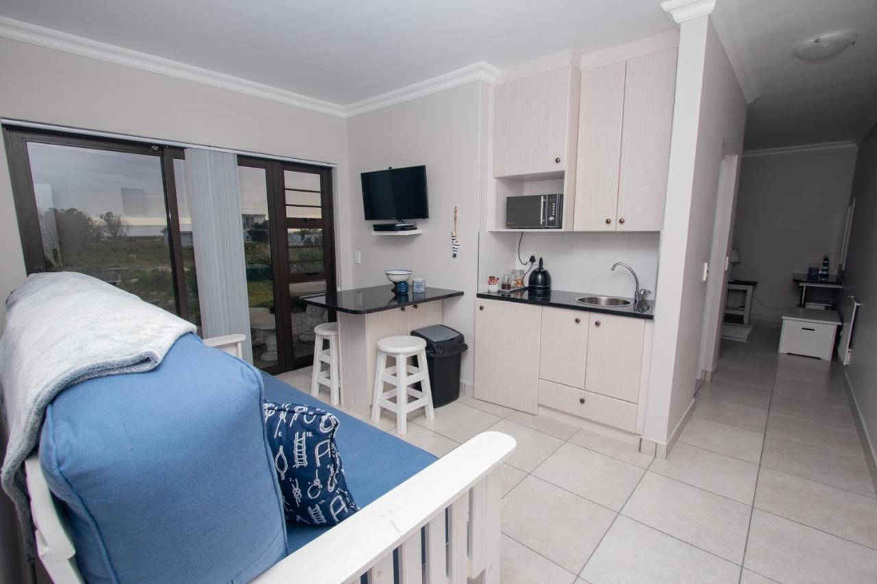 Van Den Berg'S Guesthouse Bettyʼs Bay 외부 사진