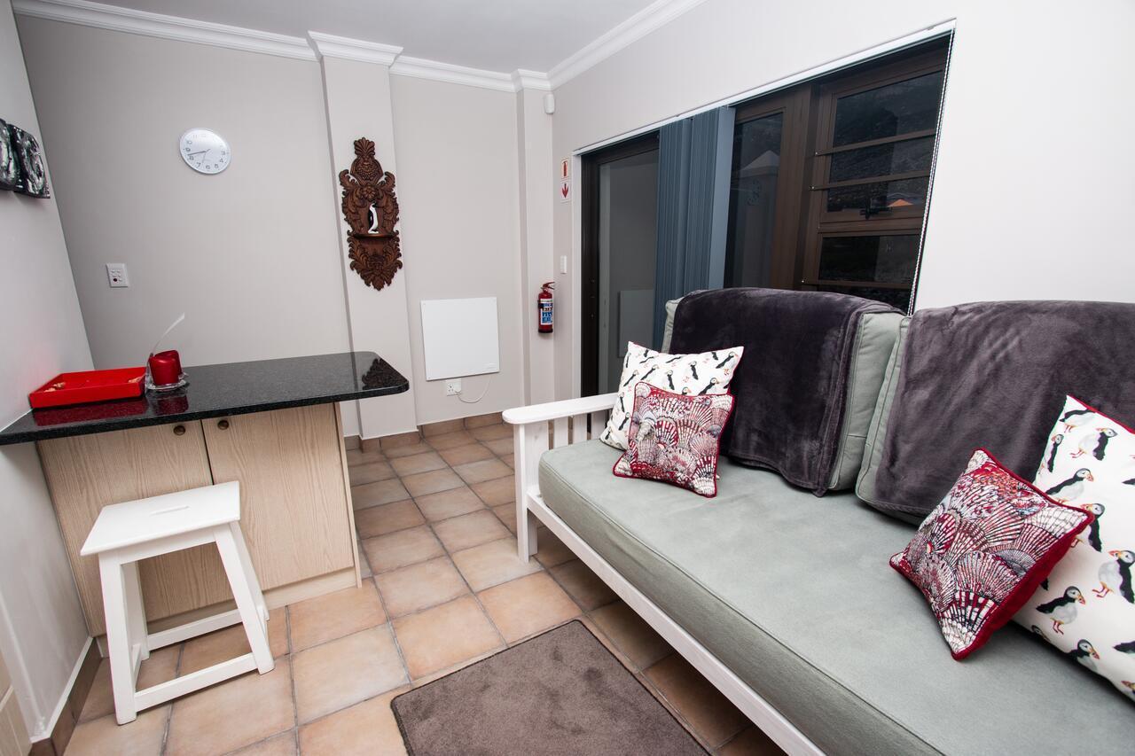 Van Den Berg'S Guesthouse Bettyʼs Bay 외부 사진