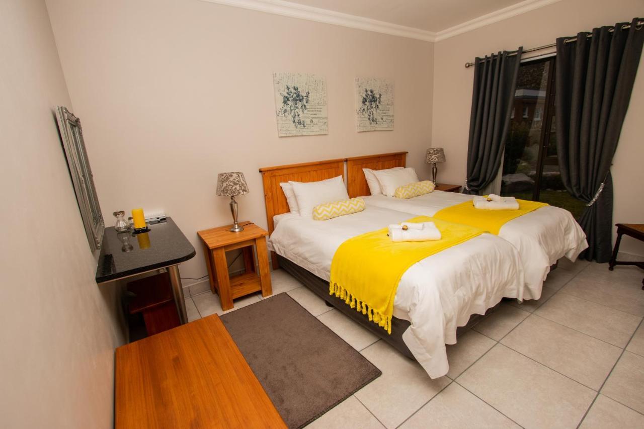 Van Den Berg'S Guesthouse Bettyʼs Bay 외부 사진